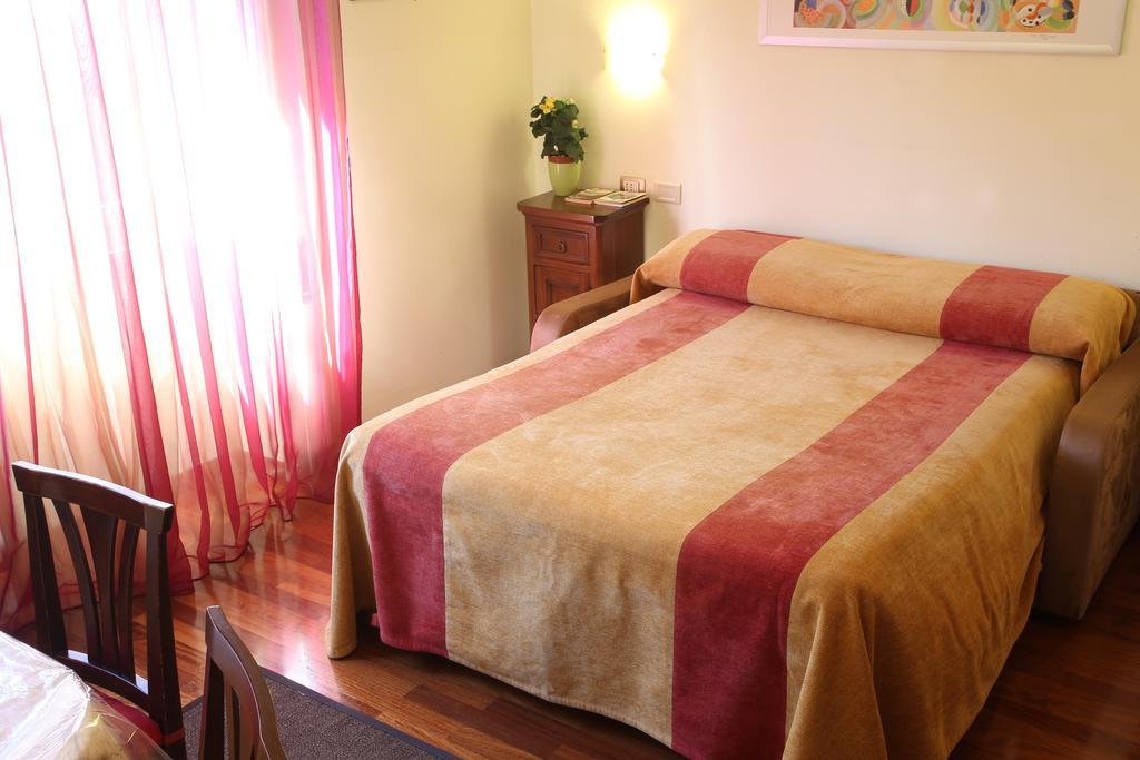 Al Colonnato Di San Pietro Bed & Breakfast Roma Eksteriør bilde
