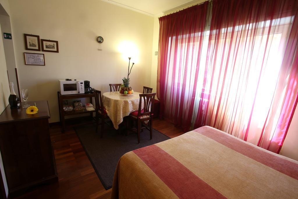 Al Colonnato Di San Pietro Bed & Breakfast Roma Eksteriør bilde