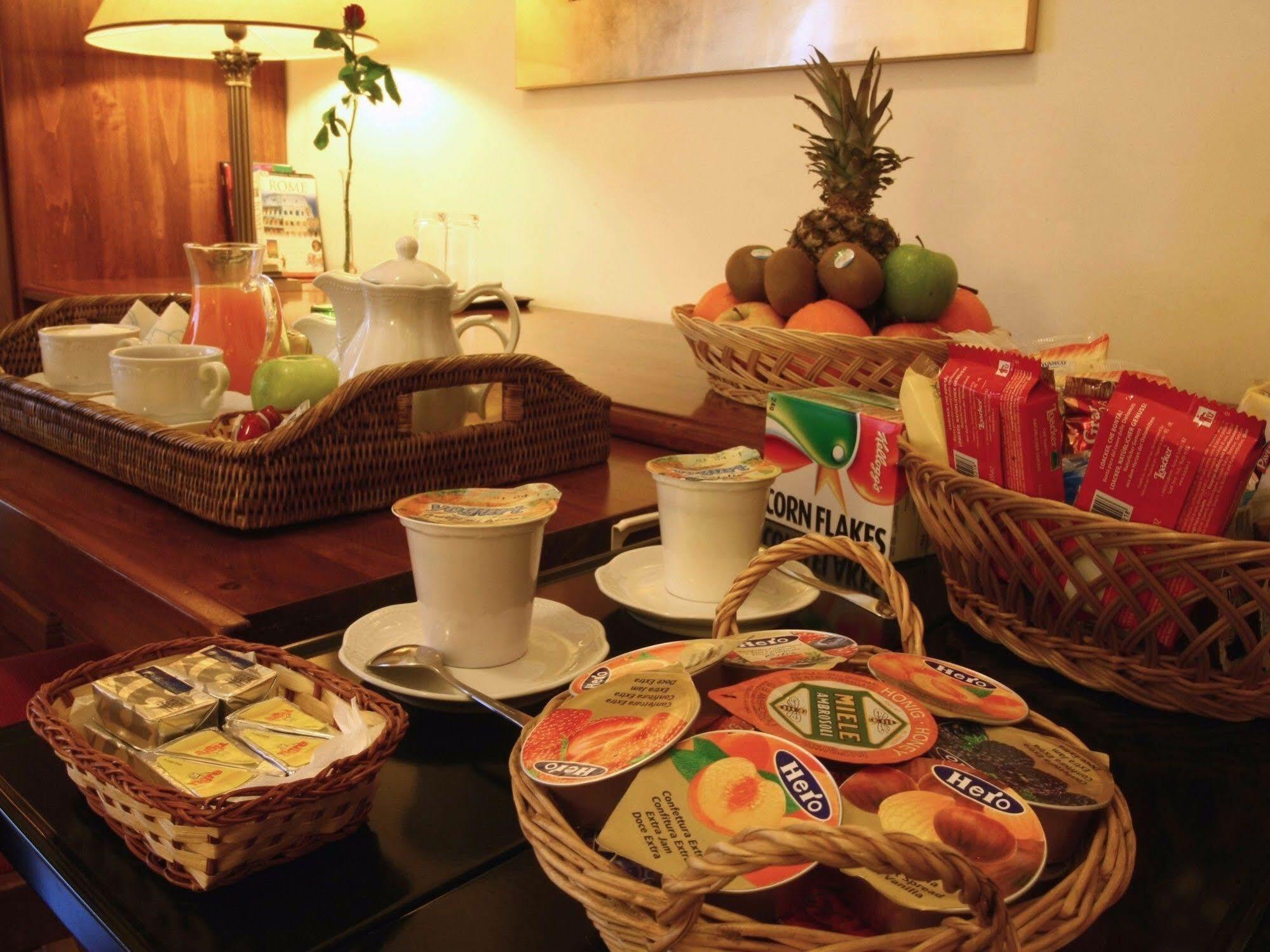 Al Colonnato Di San Pietro Bed & Breakfast Roma Eksteriør bilde